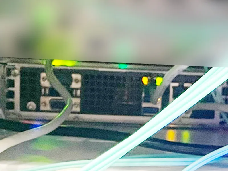 X470D4U2-2T I/O-Shield (for use in CSE-815)