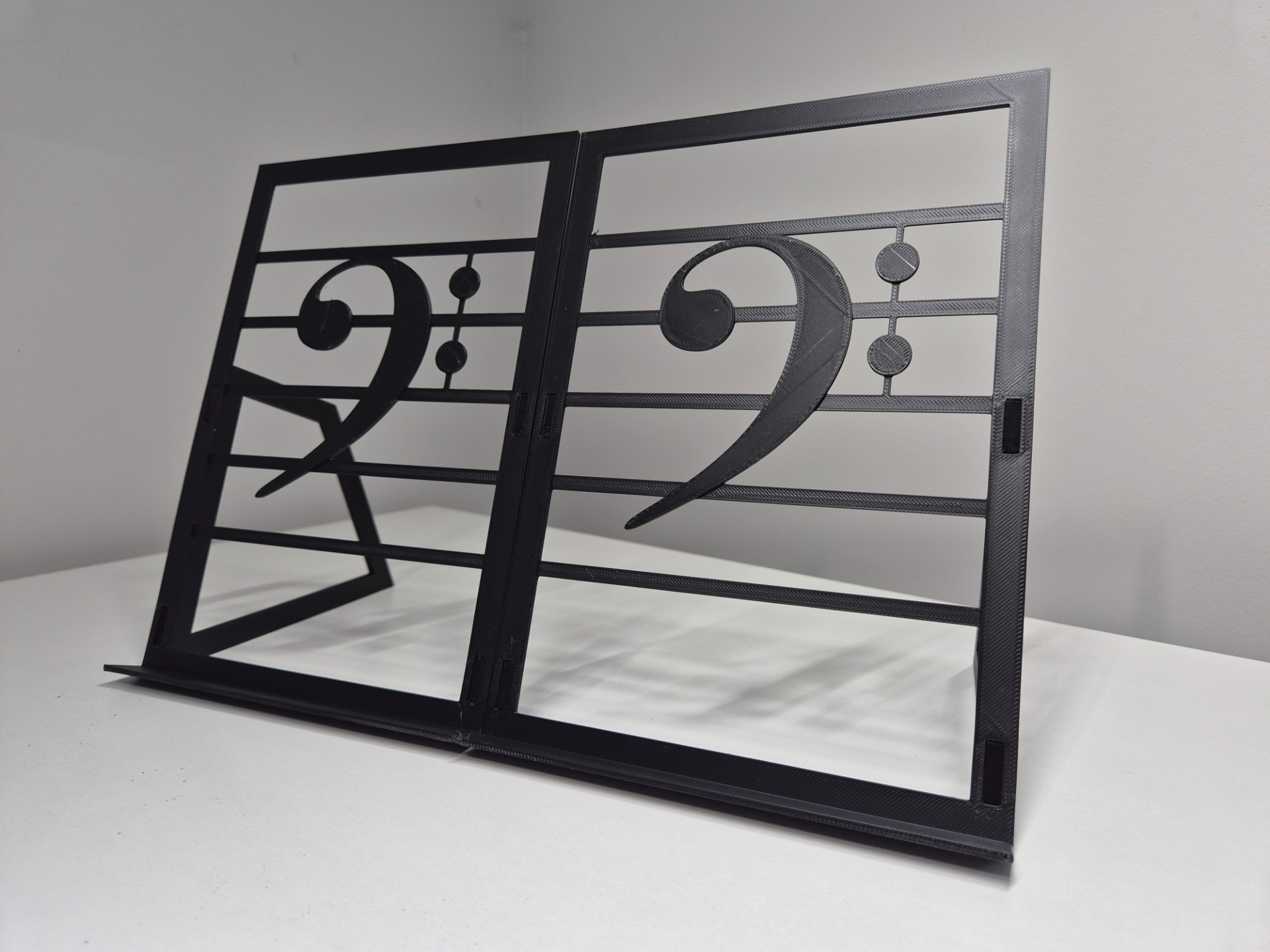 Foldable Music Stand With Bass Clef