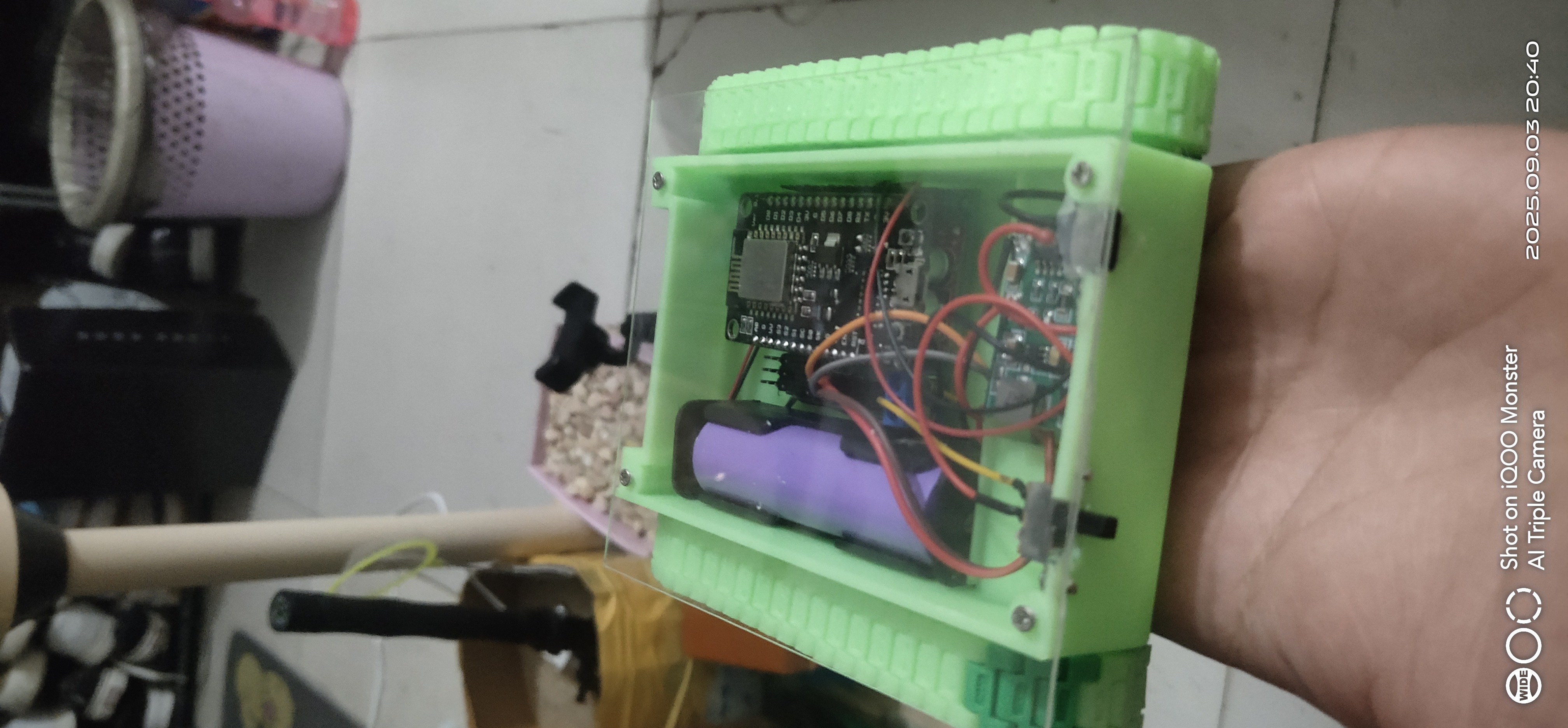 Miniatura 1 do modelo 3D n20电机履带坦克底盘修改版