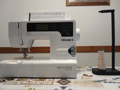 SPOOL HOLDER for sewing machine