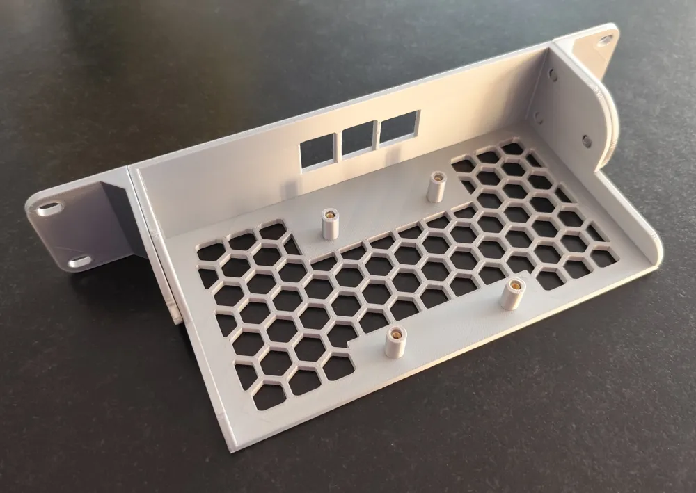 Mini Rack Raspberry Pi Zero Raspberry Pi 3b 10-inch Rack Panel - A1 mini - Free 3D Print Model ...