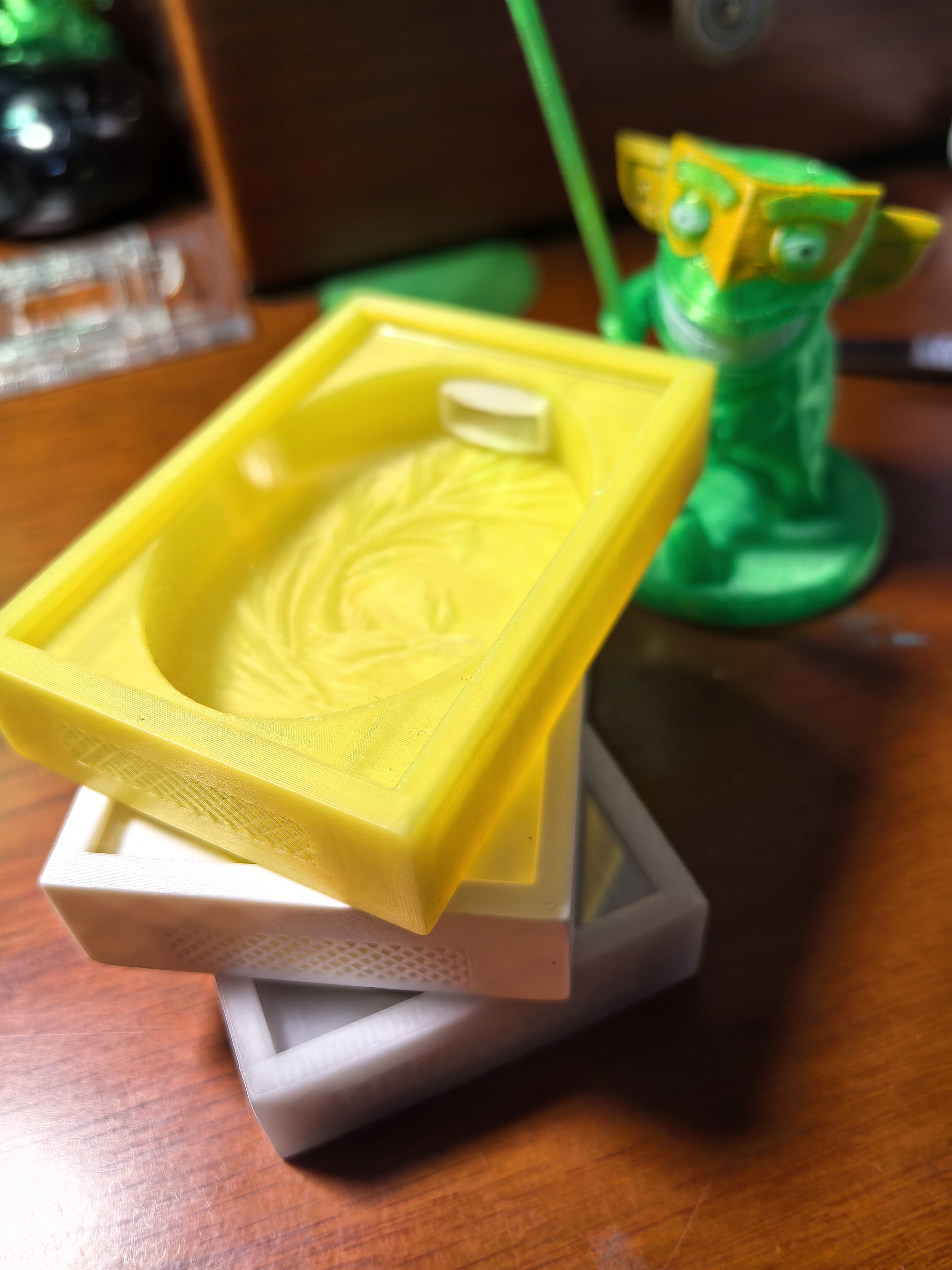 Miniatura 3 do modelo 3D 外方内圆黄蛉盒