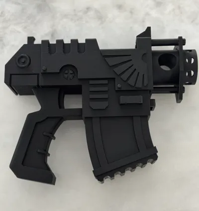 Bolt Pistol 40K