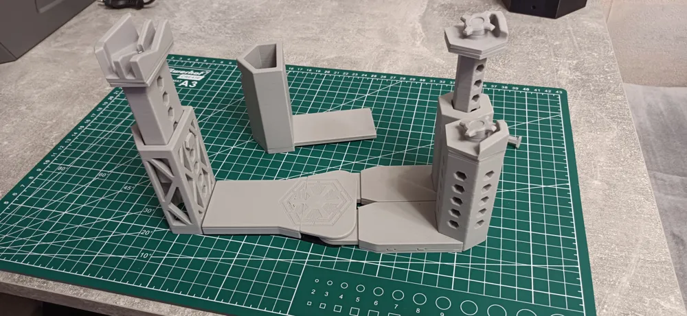 Resizable Display Stand - Free 3D Print Model - MakerWorld