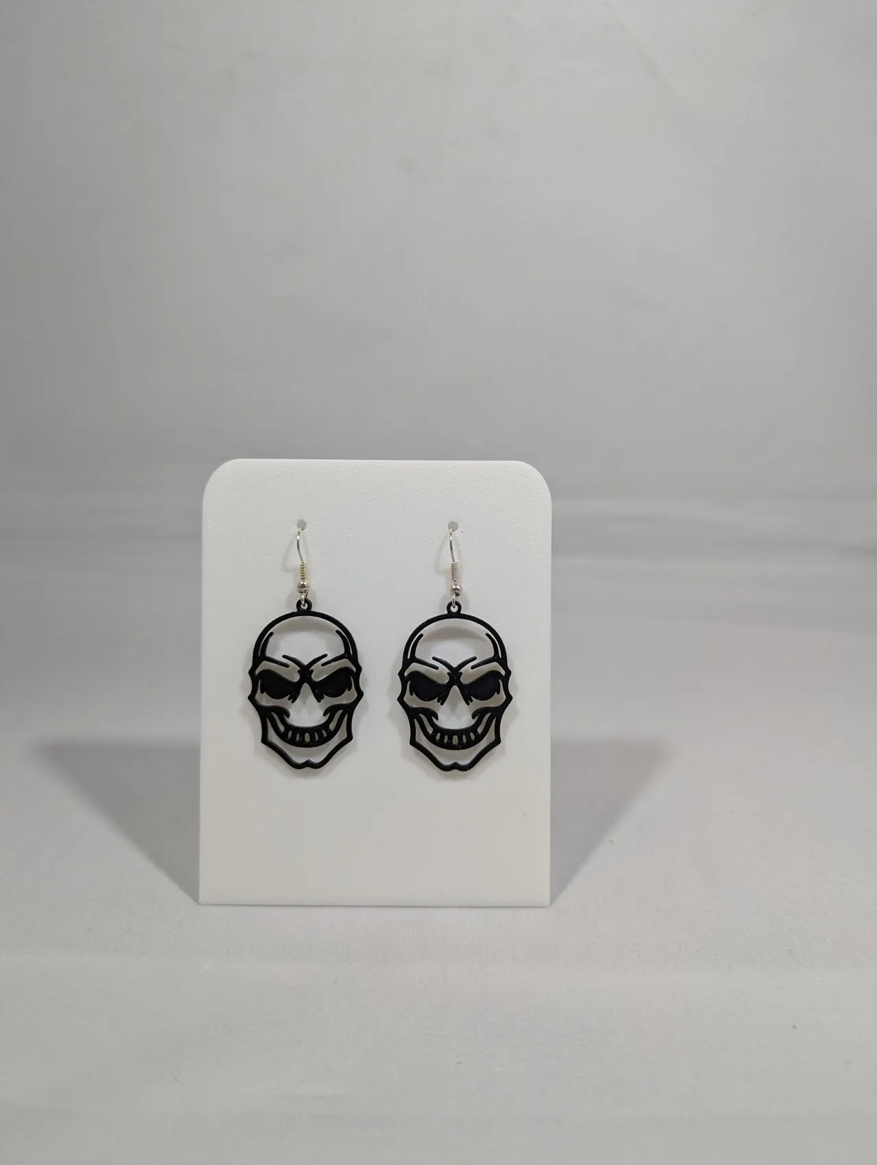 Skull earrings view 4