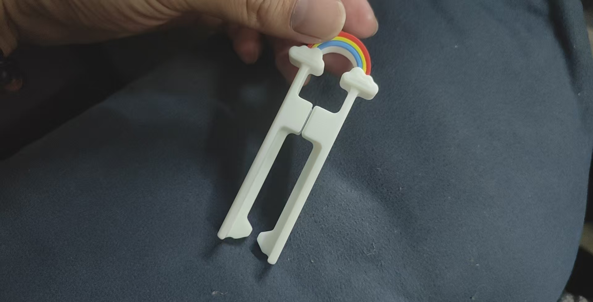Miniatura 2 do modelo 3D 大嘴鲨漏斗和彩虹小豆笔