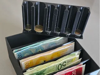 israeli money box