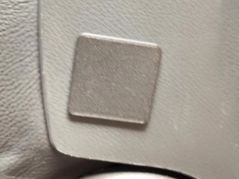 Mercedes Viano seat cap instead of armrest