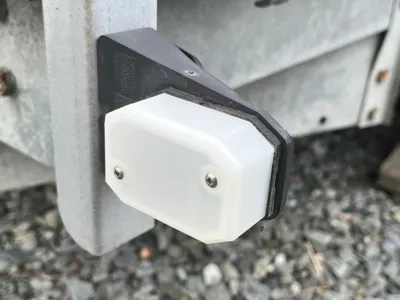 Trailer light cover