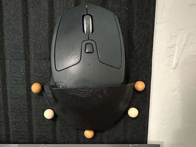 M720 Peg Board Holder