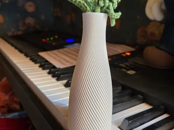 https://makerworld.bblmw.com/makerworld/model/US6b00b2e7811f24/design/2025-03-21_6f3ab083a26b2.jpg
