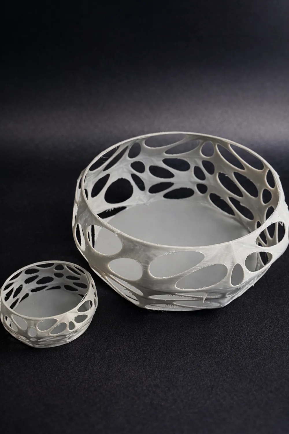 VAZE / Pot / Tray / Bowl / LATISE - Free 3D Print Model - MakerWorld