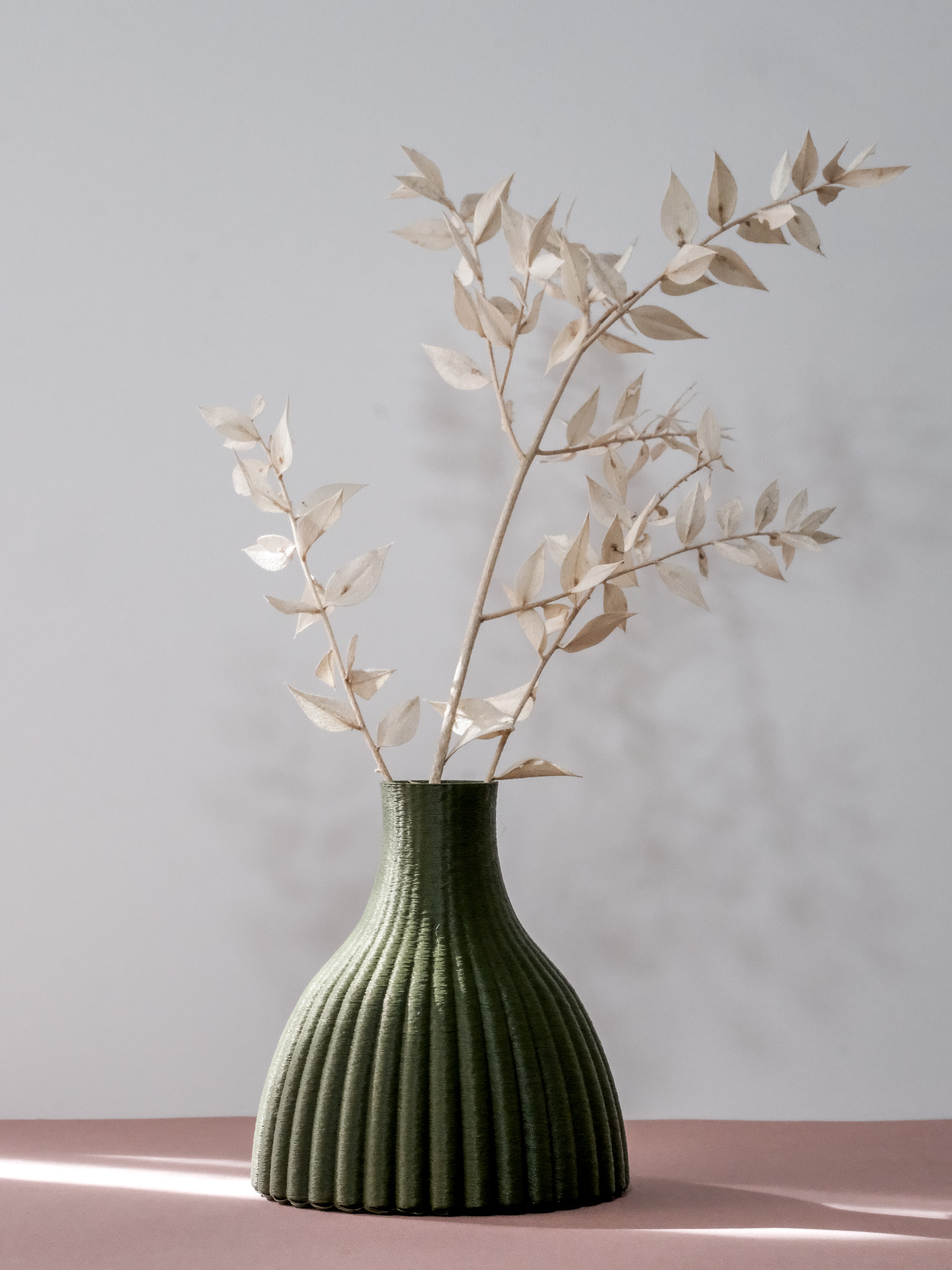 Miniatura 2 do modelo 3D Fluted Vase