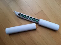 Embiggened dice slots & hilt with D5x3 embedded magnets