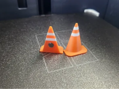 Fridge magnet Cone Orange