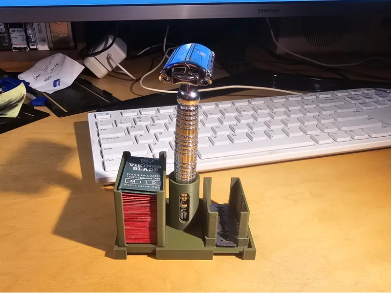 New and Used Safety Razor Blade Holder