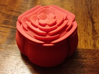 Rose Petal Box with lid