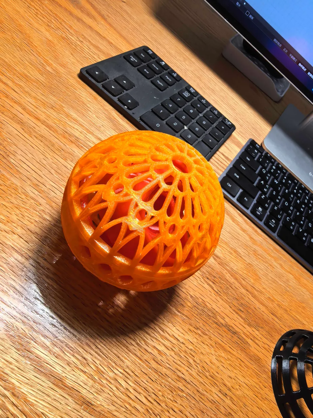Seven-Layer Spherical Hollow Gyroscope Toy by 诡异的白色 - MakerWorld