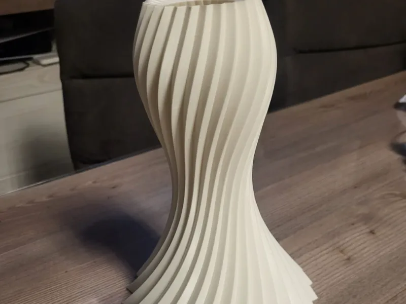 Brautkleid Vase