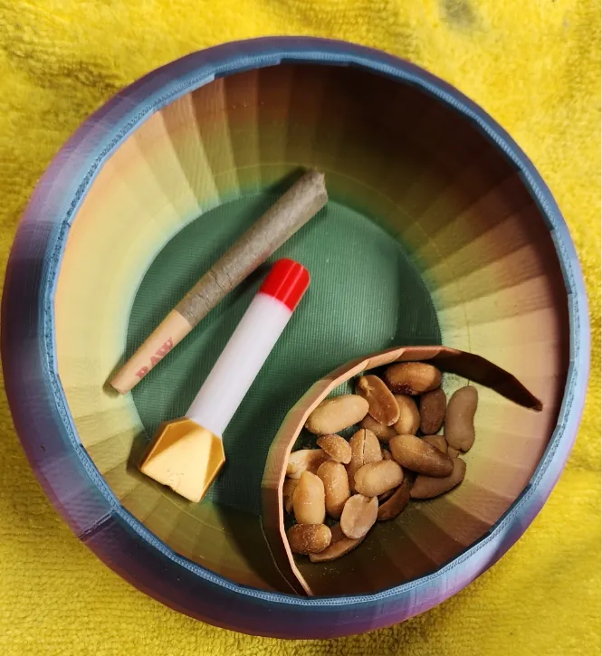 Low Poly Partitioned Snack, Key, Money Bowl