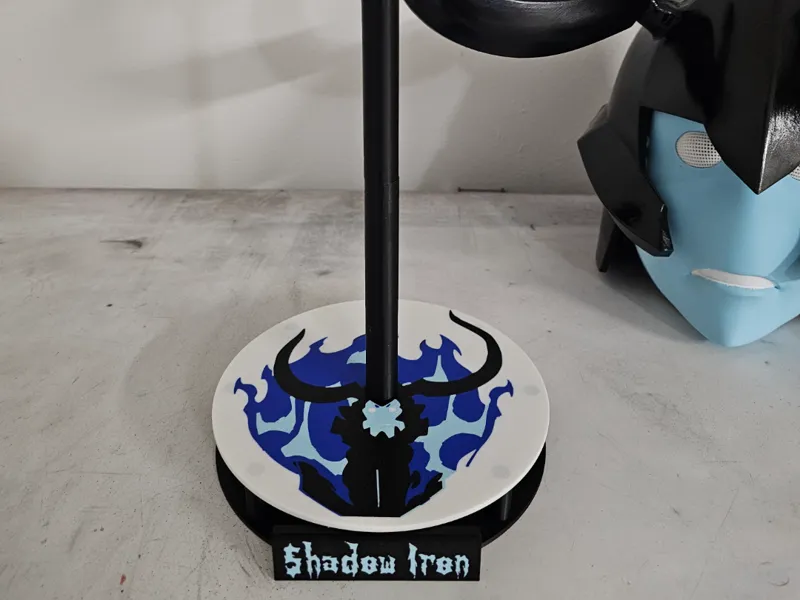 Iron Helmet Stand w/changeable face plates