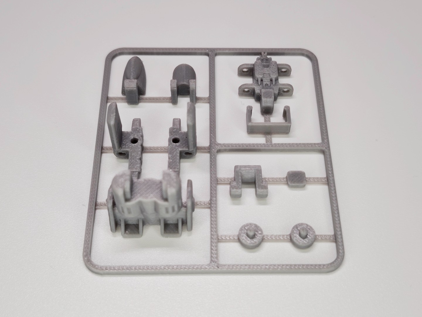 Miniatura 3 do modelo 3D 变形金刚 微型战士 温室 套卡玩具 拼装 可动 可变形 多色搭配 机器人 快速打印