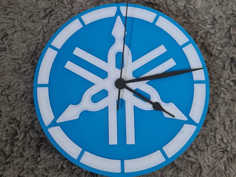 Yamaha clock