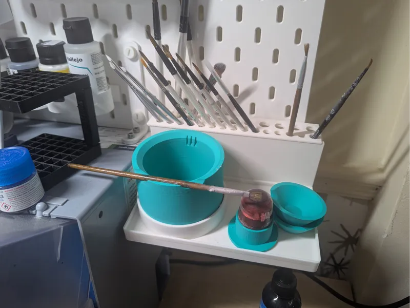 Skadis brush & pot stand