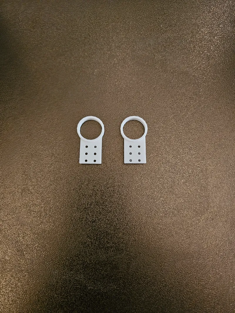 Earring holder for 15 mm dowel