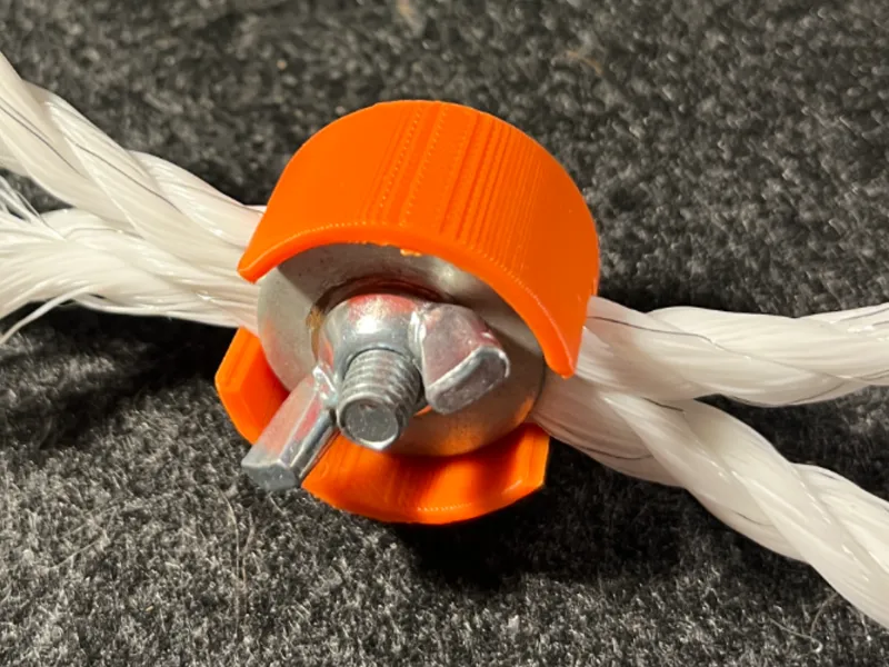 Electric fence connector