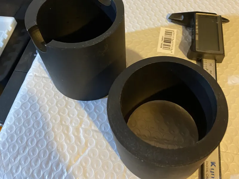 Car cup holder adaptor for cans
