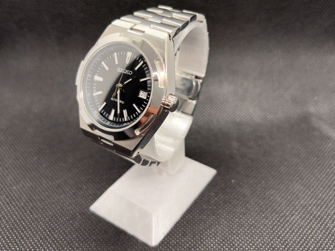 The Ghost Stand - Ultra-Slim Watch Display