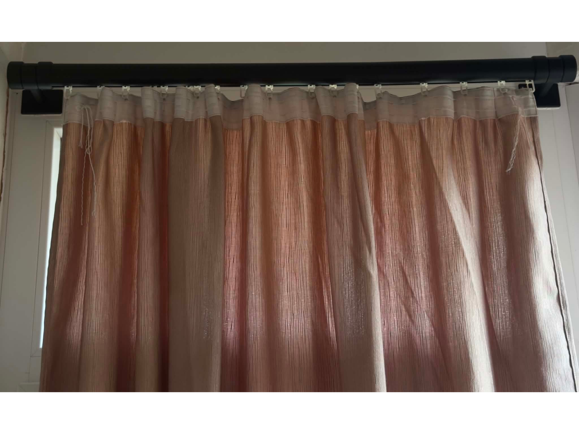 No-Drill Curtain Rod System 