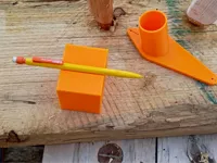 0.24mm layer, 3 walls, 8% infill.