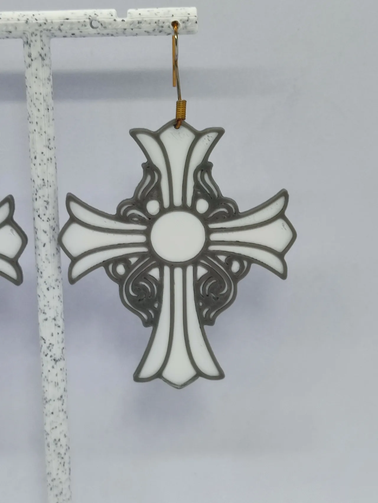 Aretes Cruz de la Dama Gótica view 4