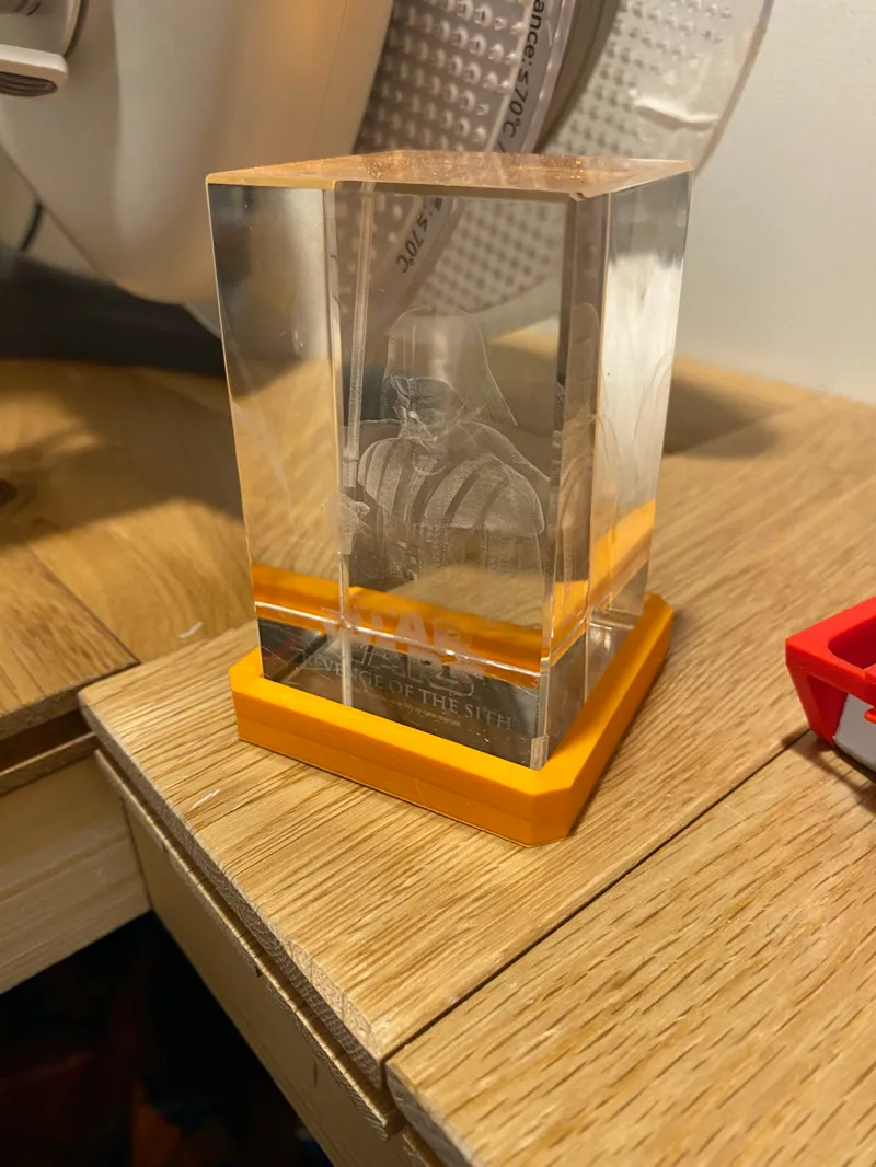 stand for large glass souvenir