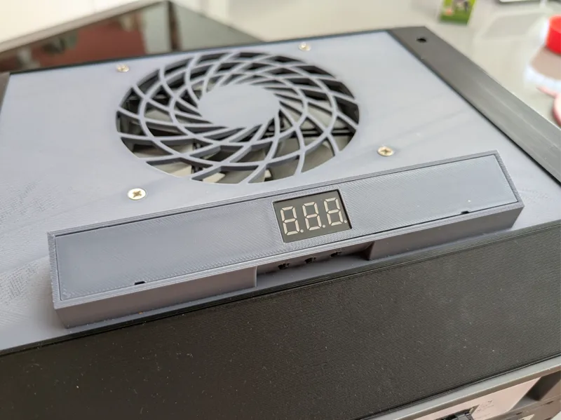 Lab Rax PWN controller top panel with 120mm fan