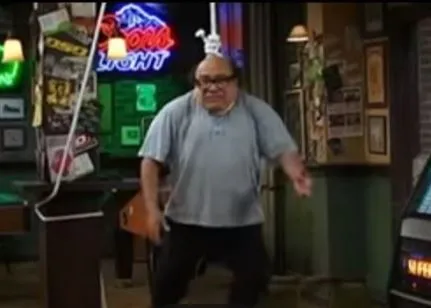 Earring - Frank Reynolds - IASIP - Great Recession view 2