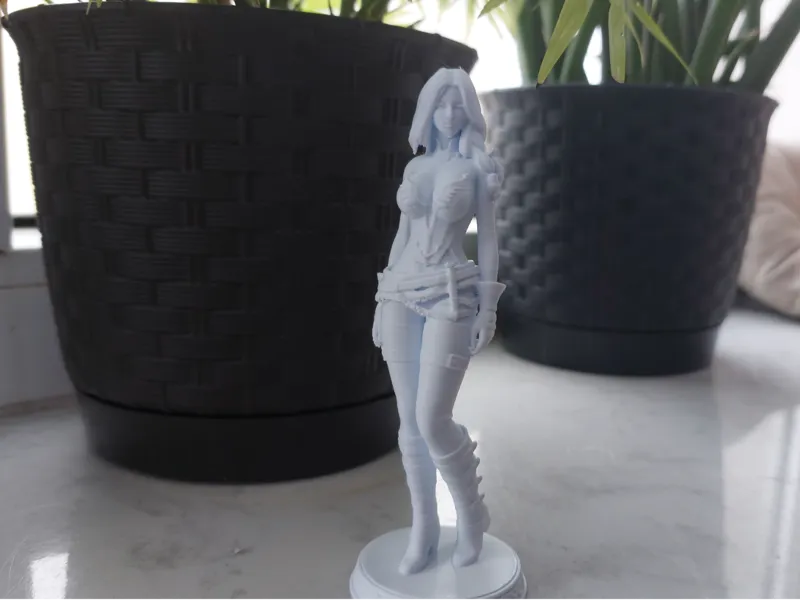 Emma - The Silent Blade of the Jade Garden