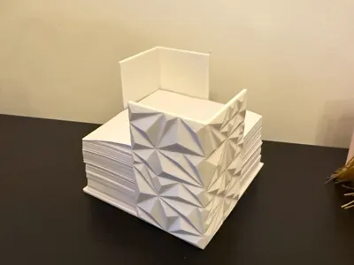 Low Poly Note Card Holder – Modern Geometric Box