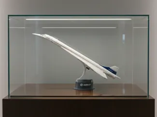 Concorde Riser Stand 