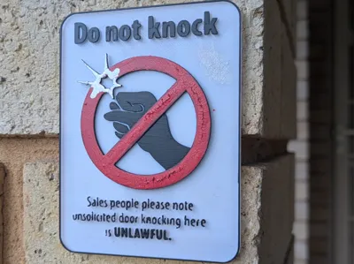 Do Not Knock sign - Australia