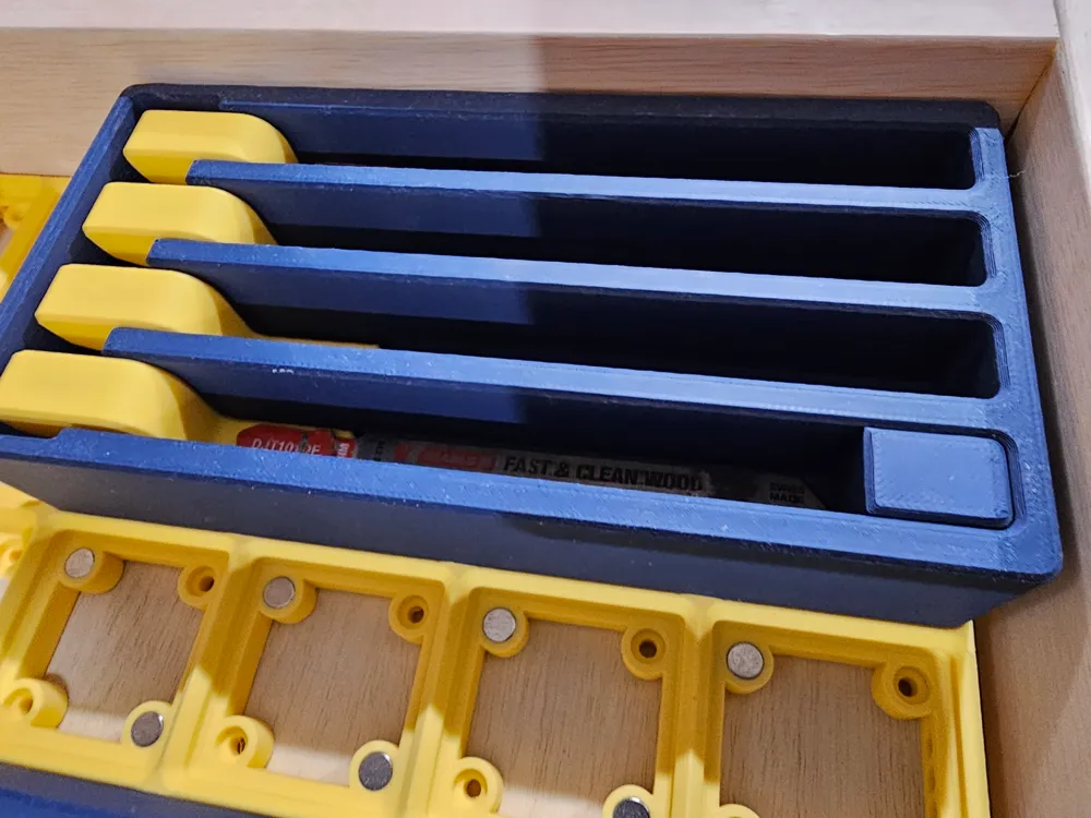 Gridfinity Jigsaw blade storage by Oclure MakerWorld