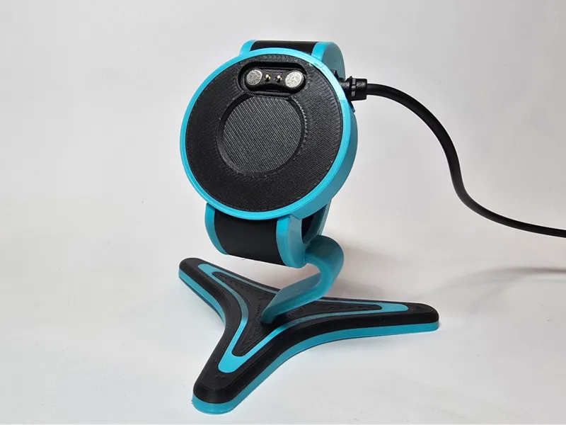 Garett Verona stripes charging station