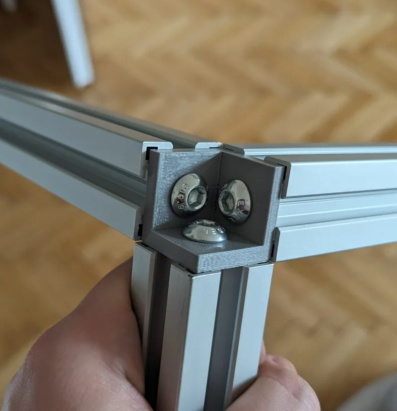 Aluminium extrusion 3 way corner connector