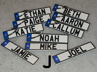 Name key fob (names beginning with J)