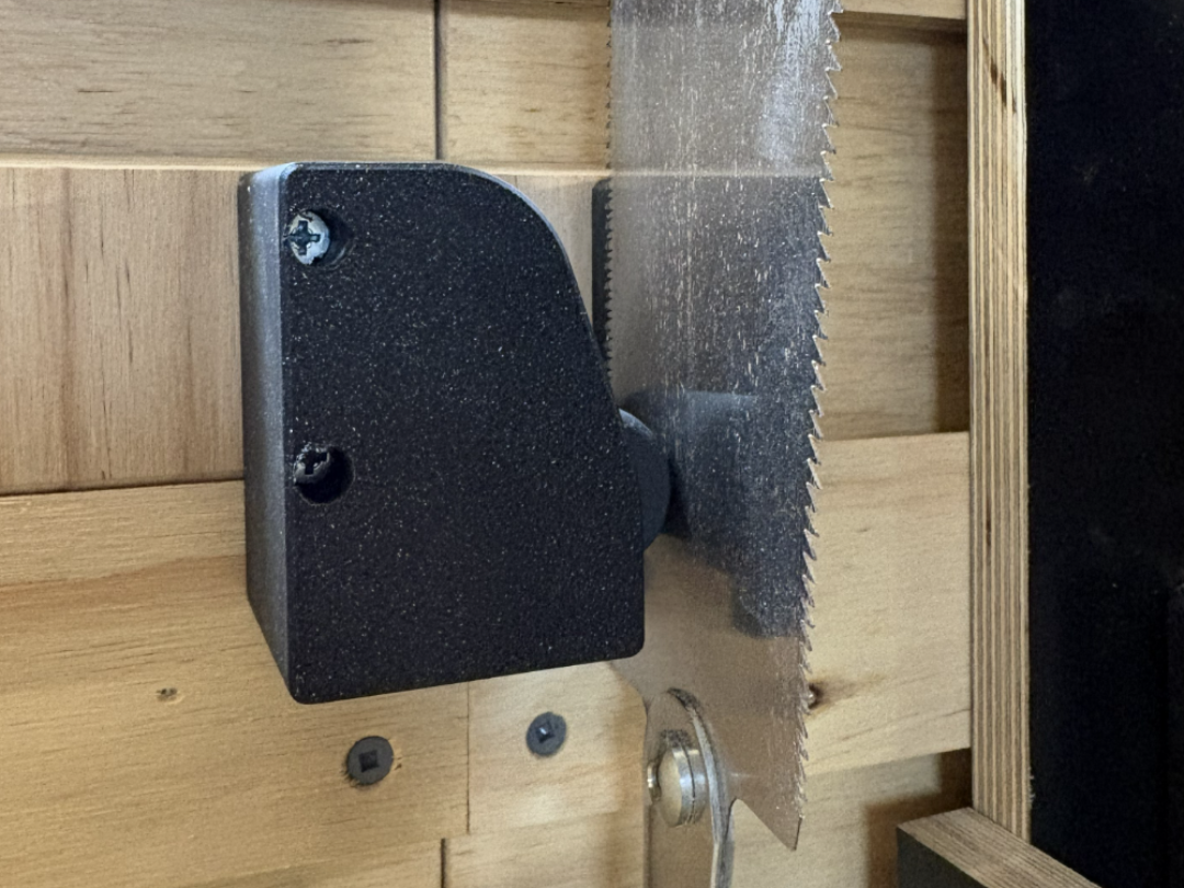 Japanese Pull Saw Holder (Remix)