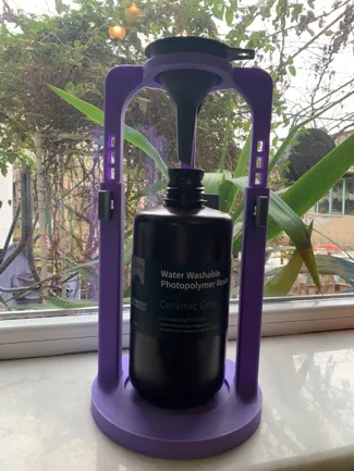 Adjustable Holder Funnel/Filter for Resin Bottle