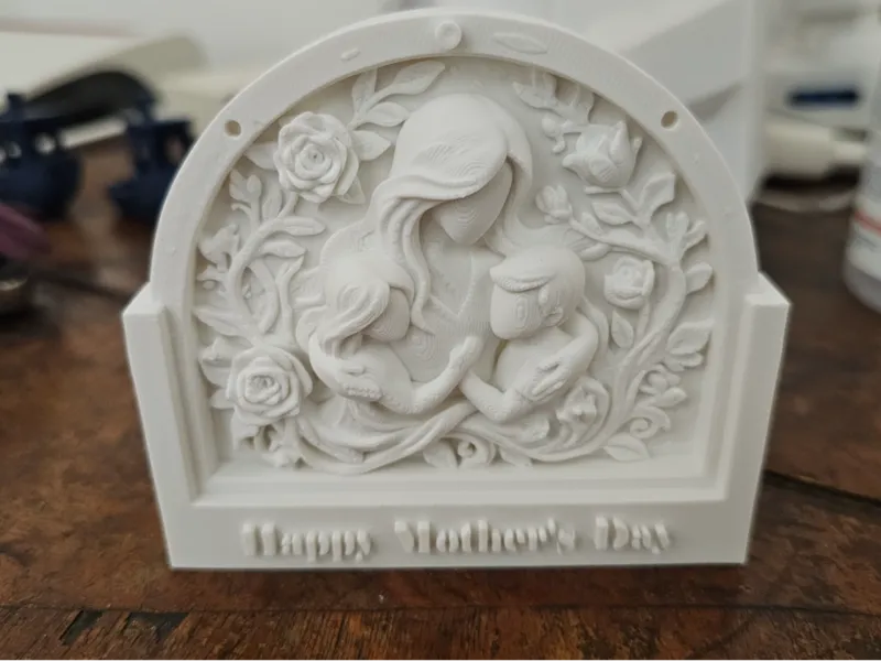 Mother's day sculpture