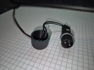 LED-Beleuchtung: Stecker und Kappe
